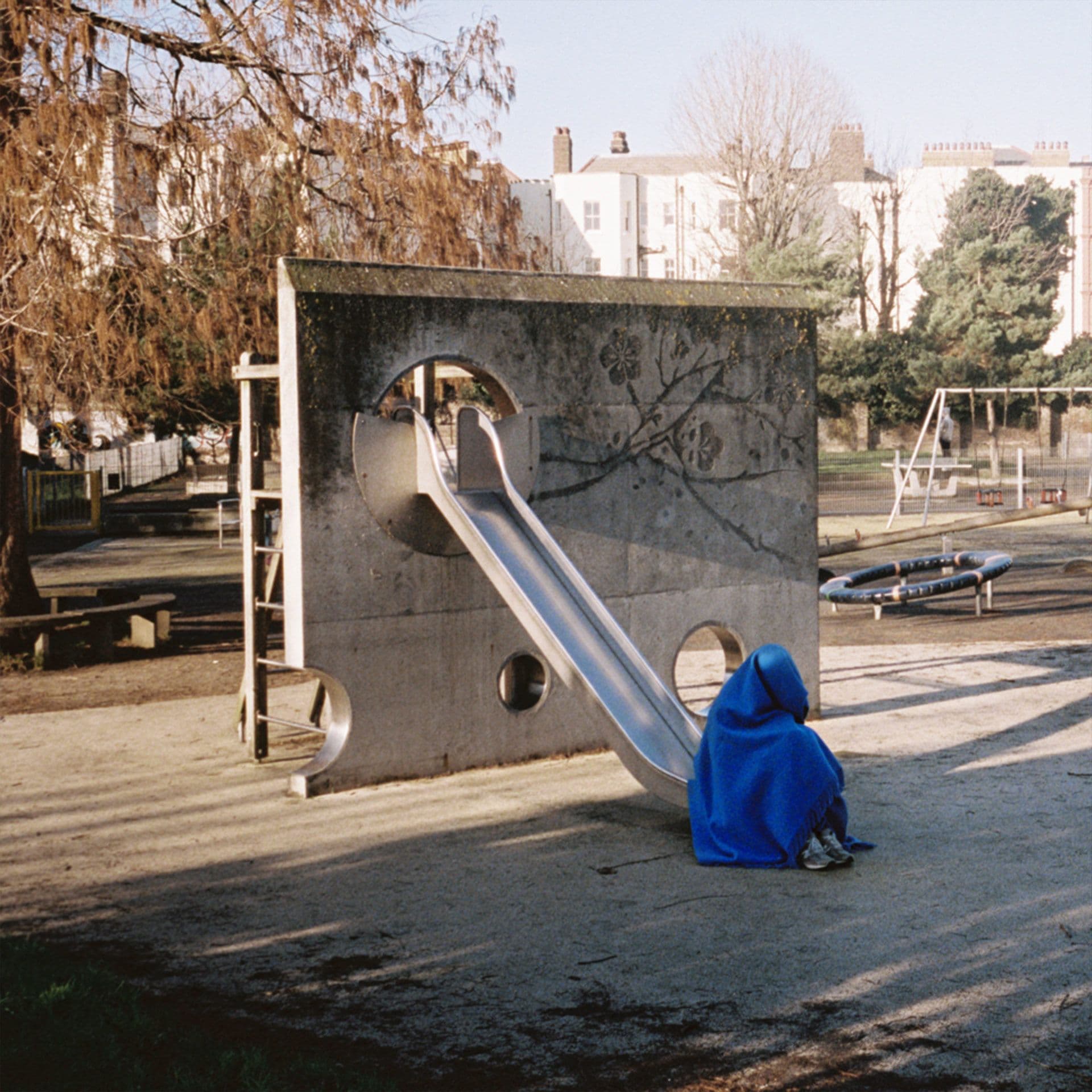 Photography by Daniyel Lowden for Magniberg. Concept and art direction by me for Moon International.